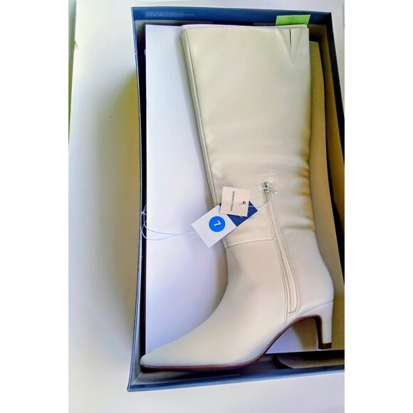 Women's Universal Thread Kendra Kitten Heel Tall Dress Boots White Various Sizes - Picture 4 of 6